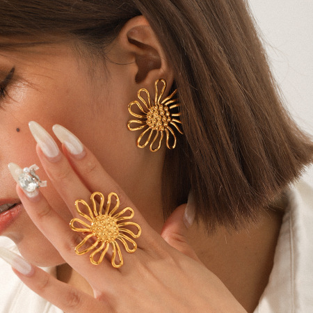 Ensemble de bagues pour femmes, 1 pièce, motif tournesol, en acier inoxydable étanche, couleur or