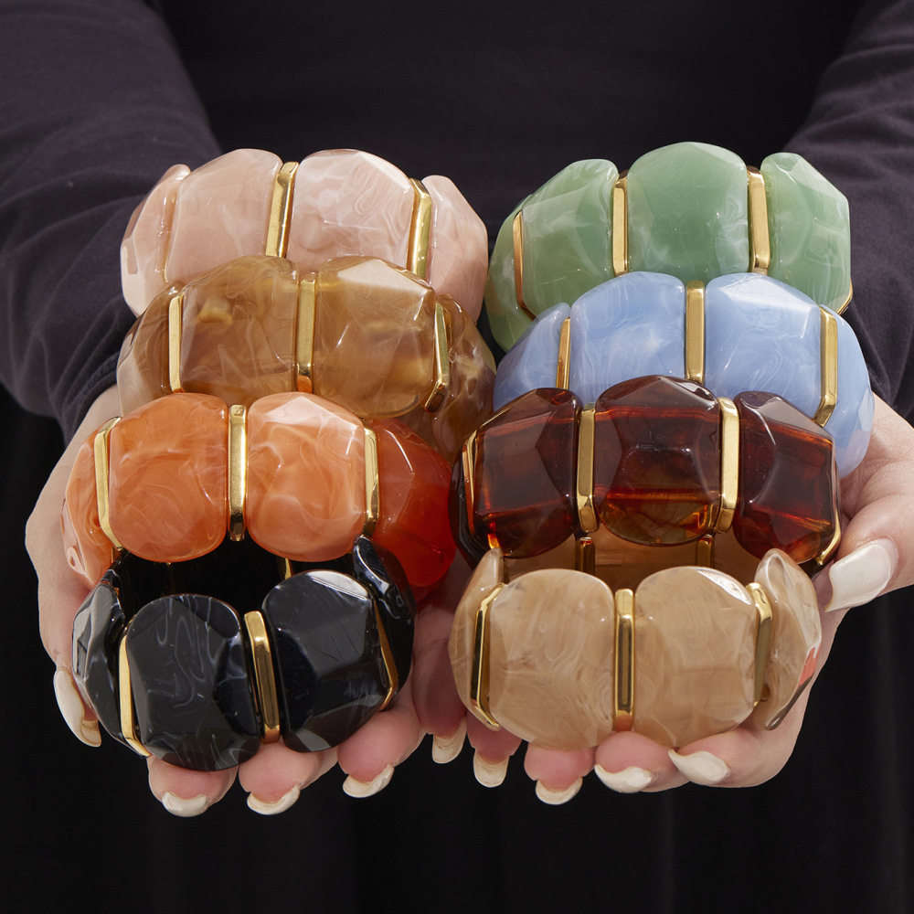 1 Bracelet Pour Femme En Résine De Forme Irrégulière, Couleur Or, Série Colorée h5Image3