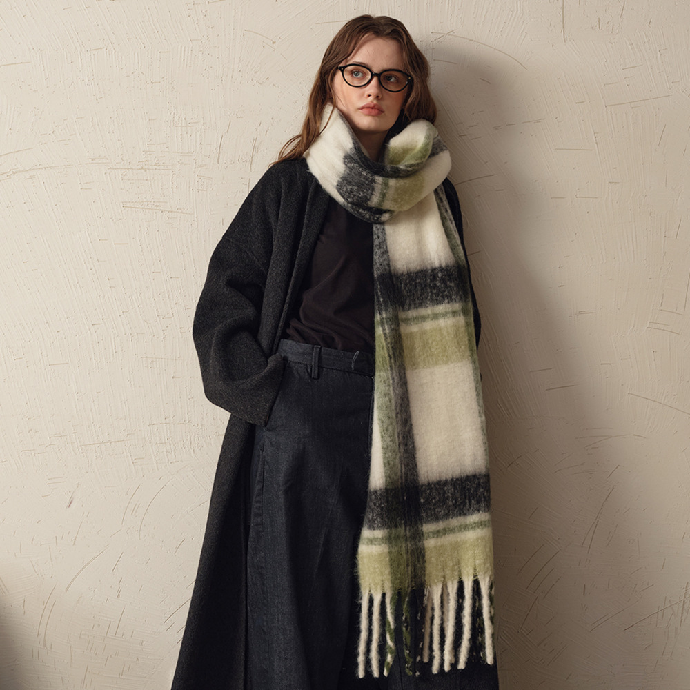 1 Écharpe D'Hiver Simple Et Douce En Polyester À Carreaux Pour Femme 