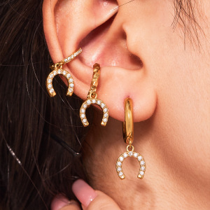 1 Paire De Boucles D'Oreilles Pendantes Luxueuses En Forme De Fer À Cheval, En Acier Inoxydable Étanche Couleur Or Et Zircon. h5 Image6