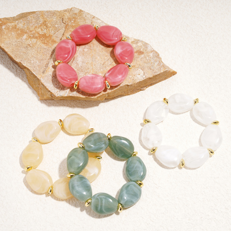 1 bracelet de perles en acrylique de forme irrégulière 2
