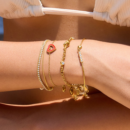 Bracelet chaîne femme Simple Series en acier inoxydable, couleur or, avec motif cœur (1 pièce). 2