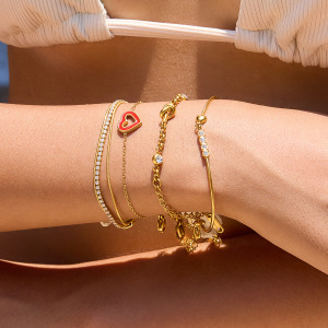 Bracelet Chaîne Femme Simple Series En Acier Inoxydable, Couleur Or, Avec Motif Cœur (1 Pièce). h5 Image3