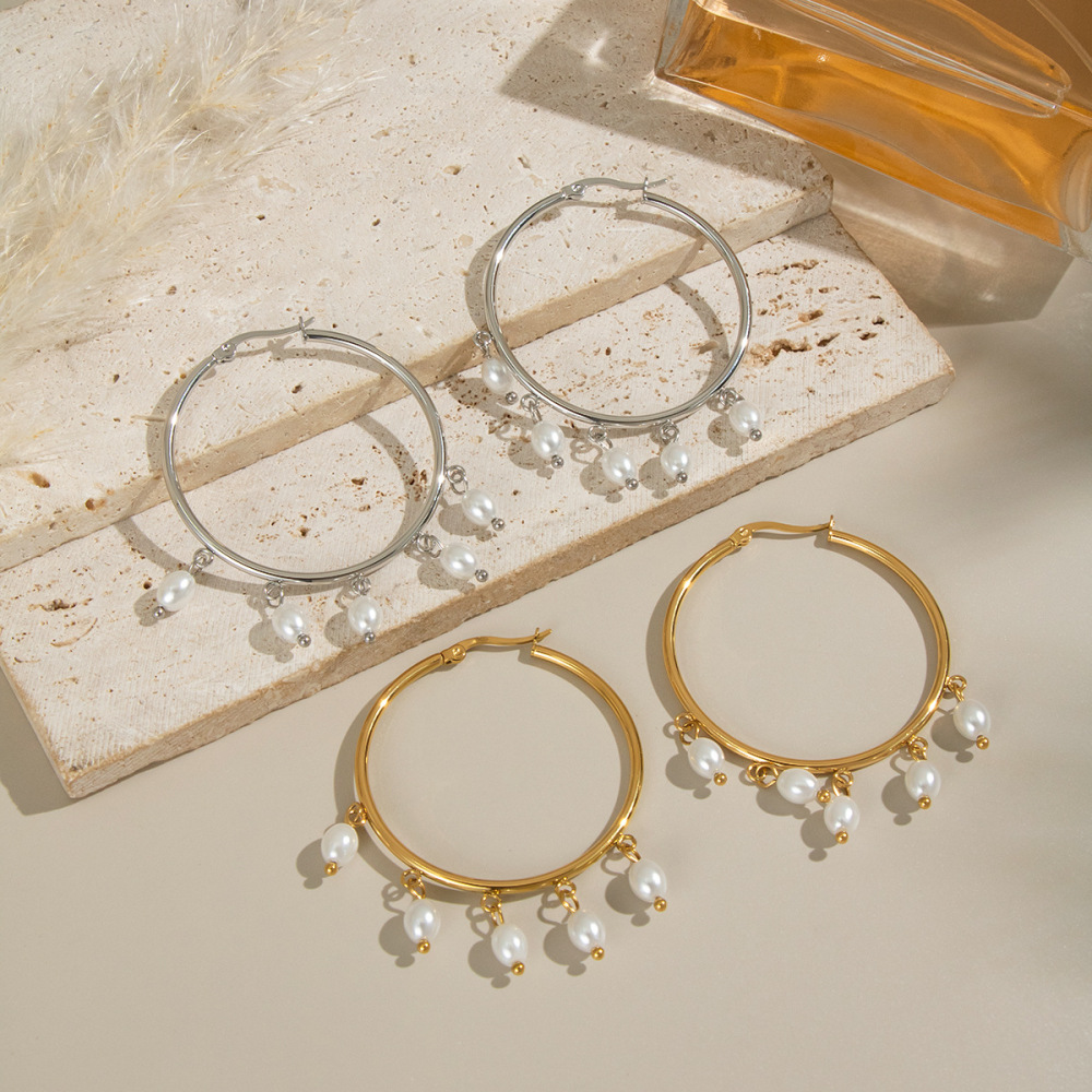 1 Paire De Boucles D'Oreilles Créoles Décontractées À Pompons En Acier Inoxydable Étanche Couleur Or Pour Femme h5Image3
