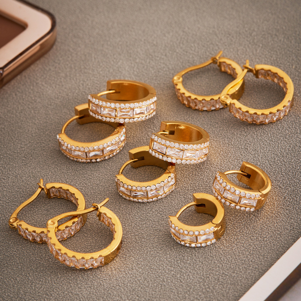 1 Paire De Boucles D'Oreilles Créoles Luxueuses Pour Femme, En Acier Inoxydable Étanche, Couleur Or, Ornées De Zircon. Image3
