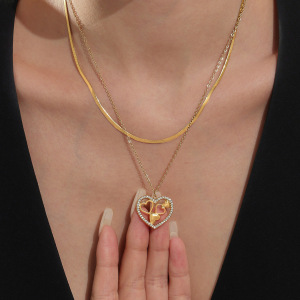Collier Pendentif Élégant En Forme De Cœur, En Acier Inoxydable Étanche, Couleur Or, Pour Femme (1 Pièce) h5 Image5