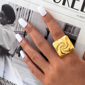 Bague Femme Simple, Rétro, Rectangulaire, En Acier Inoxydable Étanche (1 Pièce) h5 Image2