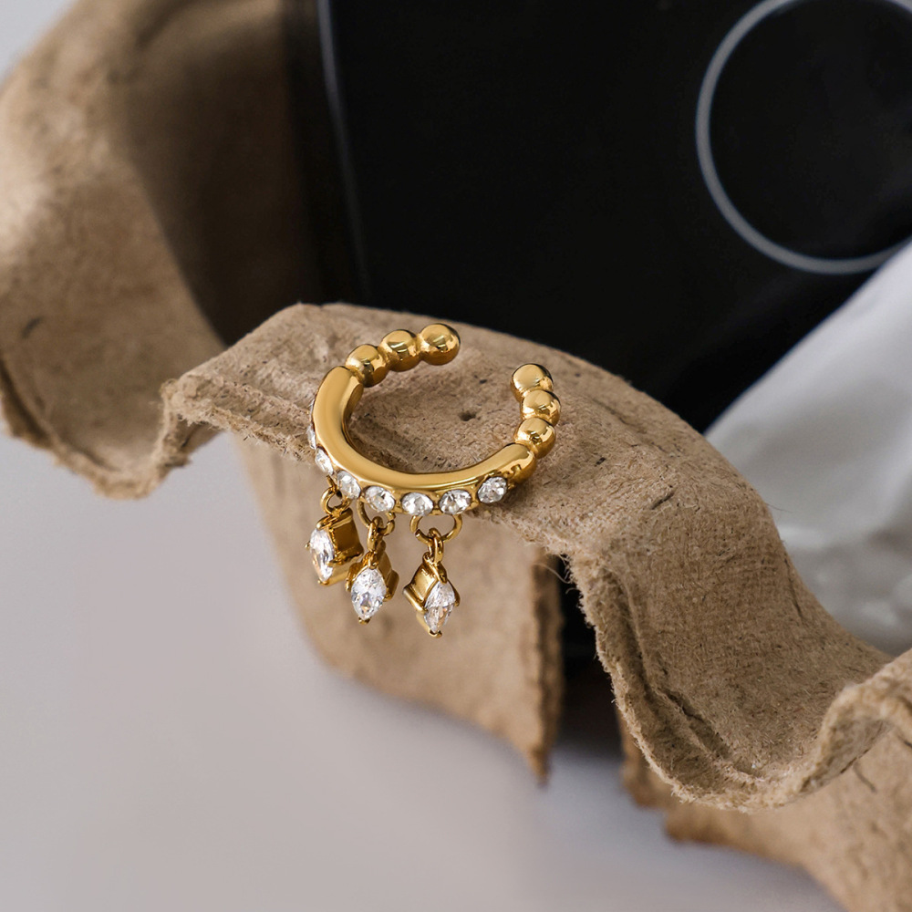 Boucle D'Oreille Manchette Élégante En Acier Inoxydable Imperméable Avec Pompon En Forme De Losange Et Zircon Pour Femme (1 Pièce) Image4