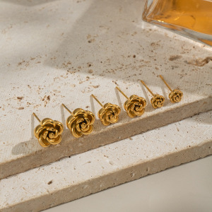 1 Paire De Boucles D'Oreilles Puces Pour Femme, En Acier Inoxydable, Couleur Or, Motif Floral, Série Simple h5 Image3