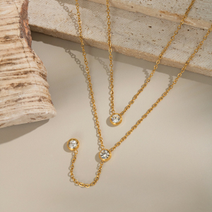Collier Pendentif Femme Luxueux Avec Pompon Rond, En Acier Inoxydable Étanche Couleur Or Et Zircon. h5 Image2
