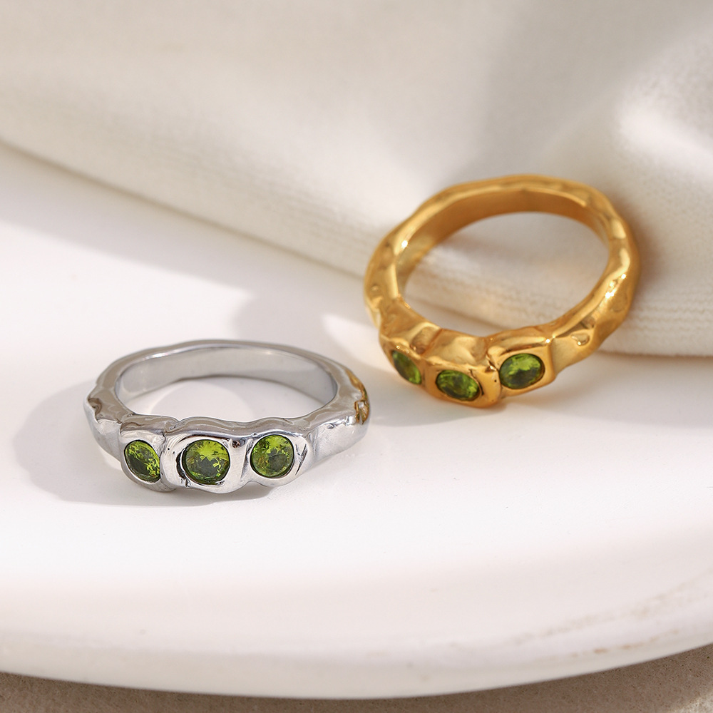 Bague Élégante Pour Femme En Acier Inoxydable, Étanche, Couleur Or, Sertie De Zircon (1 Pièce). Image2