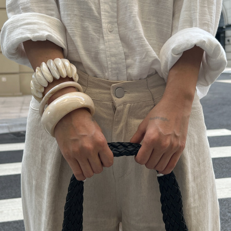 Bracelet jonc rétro en résine de forme irrégulière, 1 pièce 2