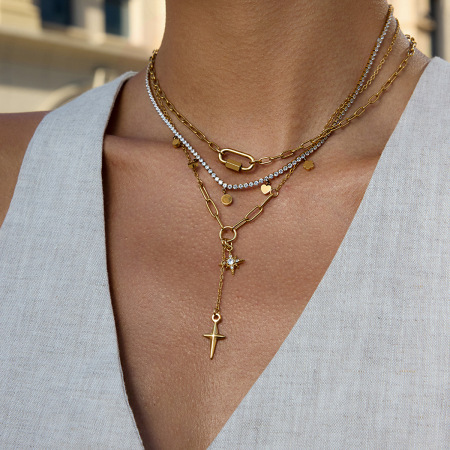Collier pendentif femme en acier inoxydable doré, orné d'une étoile exquise (1 pièce) 2