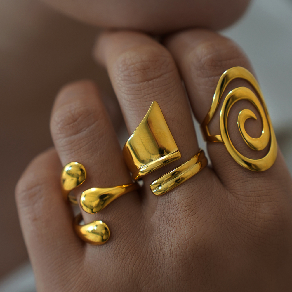 Bague Tendance En Acier Inoxydable Doré, Forme Simple Et Irrégulière (1 Pièce), Étanche. Image7