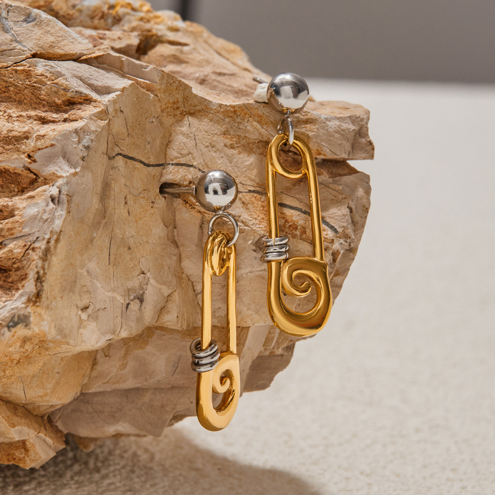 Boucles D'Oreilles Pendantes Pour Femme, Style Trombone Moderne, En Acier Inoxydable Étanche, Couleur Or (1 Paire). h5Image4