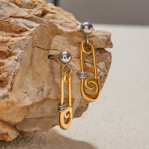 Boucles D'Oreilles Pendantes Pour Femme, Style Trombone Moderne, En Acier Inoxydable Étanche, Couleur Or (1 Paire). h5 Image4