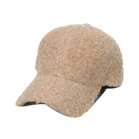 1 chapeau simple et uni pour femme 2