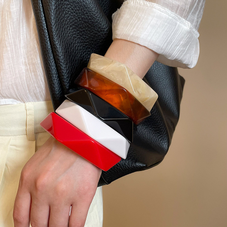 Bracelet jonc en résine de forme irrégulière, 1 pièce 2