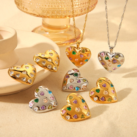 Ensemble de bijoux pour femme en acier inoxydable imperméable avec zircon et motif cœur romantique (1 pièce)