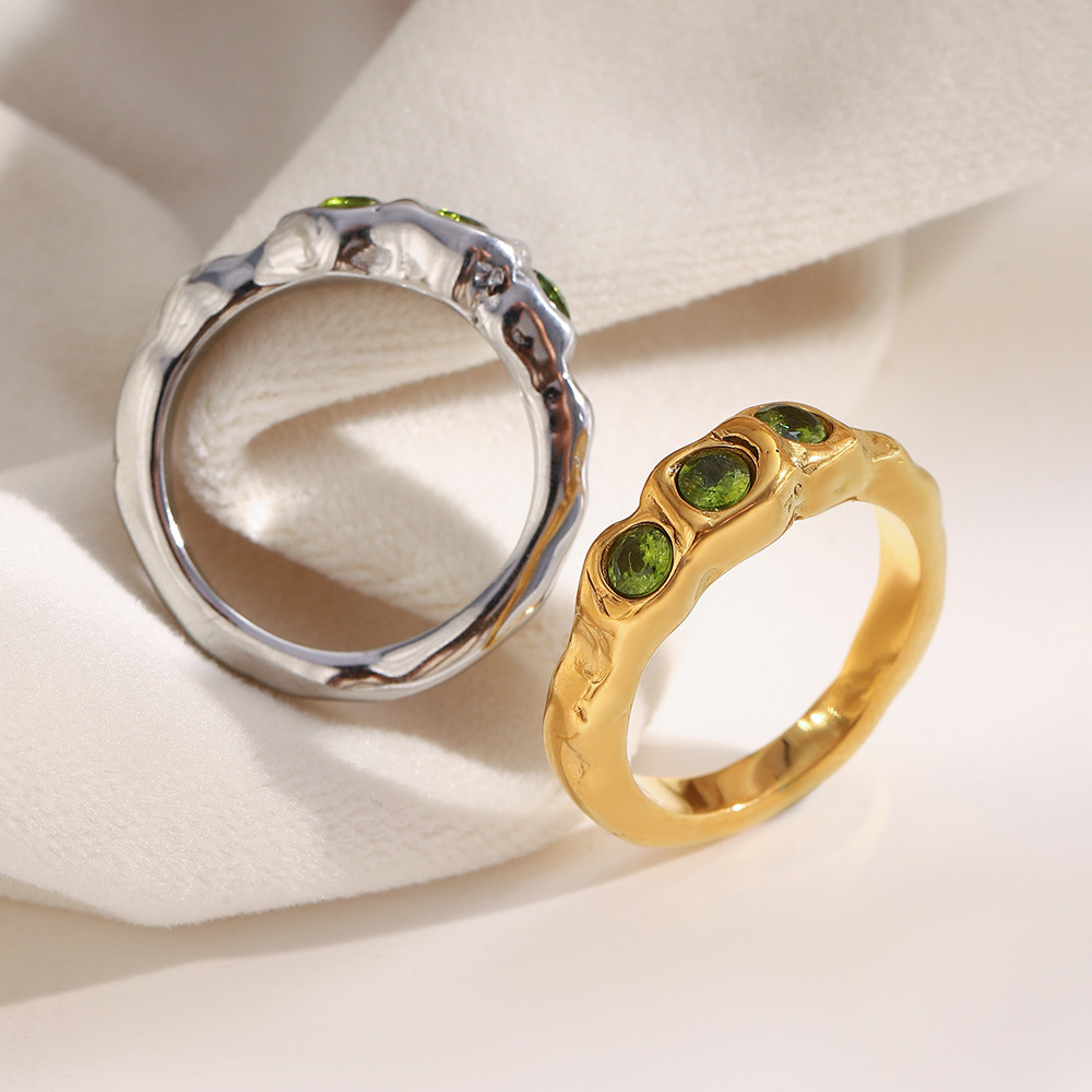 Bague Élégante Pour Femme En Acier Inoxydable, Étanche, Couleur Or, Sertie De Zircon (1 Pièce). Image4