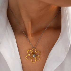 Collier Pendentif Femme/Homme En Acier Inoxydable, Couleur Or, Avec Fleur Naturelle Simple (1 Pièce) h5 Image6