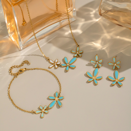 Ensemble de colliers et colliers romantiques élégants en acier inoxydable doré et or, ornés de strass, avec motif floral.