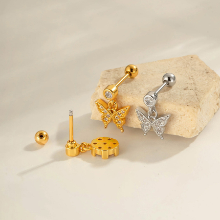 Boucle d'oreille piercing papillon en cuivre doré et zircon 2