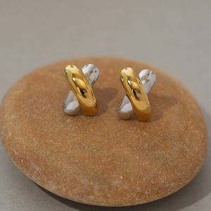 Boucles D'Oreilles Puces Pour Femme, Collection Simple Series Daily Patchwork, En Acier Inoxydable Étanche, Couleur Or (1 Pièce). h5 Image4