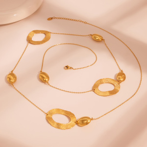 Collier Long Pour Femme, En Acier Inoxydable Doré, Imperméable, Avec Motif Martelé Simple (1 Pièce) h5 Image3