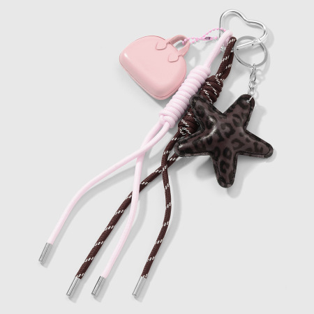 1 bijou de sac en cuir à imprimé léopard et étoile 2