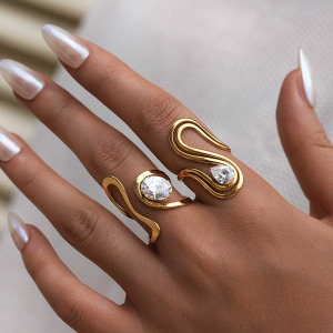 Bague Tendance En Acier Inoxydable Doré, Forme Irrégulière, Étanche, Ornée D'Un Zircon. h5 Image6