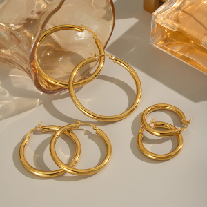 1 Paire De Boucles D'Oreilles Créoles Basiques En Acier Inoxydable Étanche Couleur Or h5 Image4