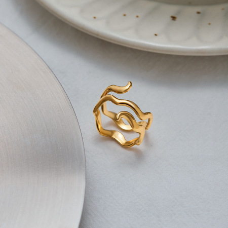 Bague minimaliste simple en acier inoxydable étanche couleur or (1 pièce) 2