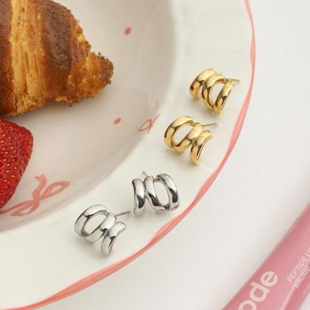 Boucles d'oreilles puces pour femme, en acier inoxydable doré, imperméables, de forme irrégulière (1 paire). 2