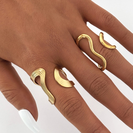 Bague femme Casual Lines en acier inoxydable étanche couleur or (1 pièce) 2