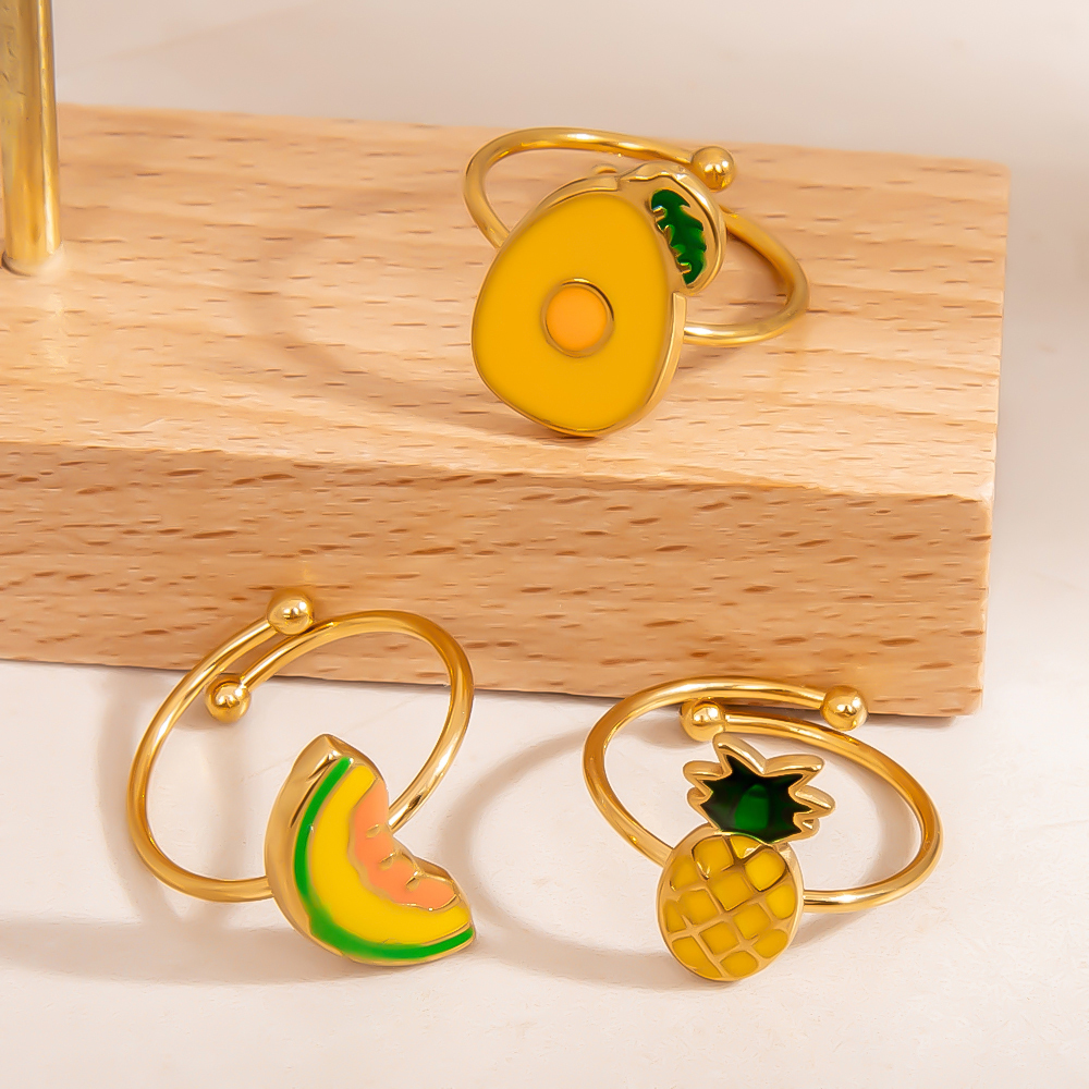 Bague Femme Simple Et Élégante En Acier Inoxydable, Imperméable, Avec Motif De Fruits Du Quotidien (1 Pièce). Image4