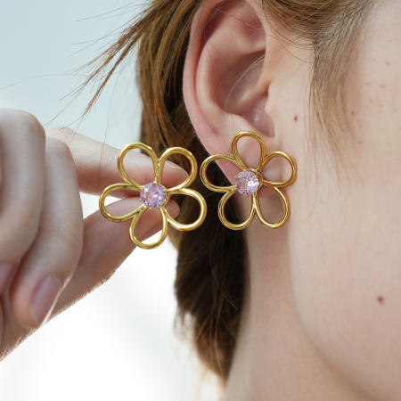 1 paire de bagues simples en acier inoxydable imperméable couleur or avec zircon et motif floral naturel 2