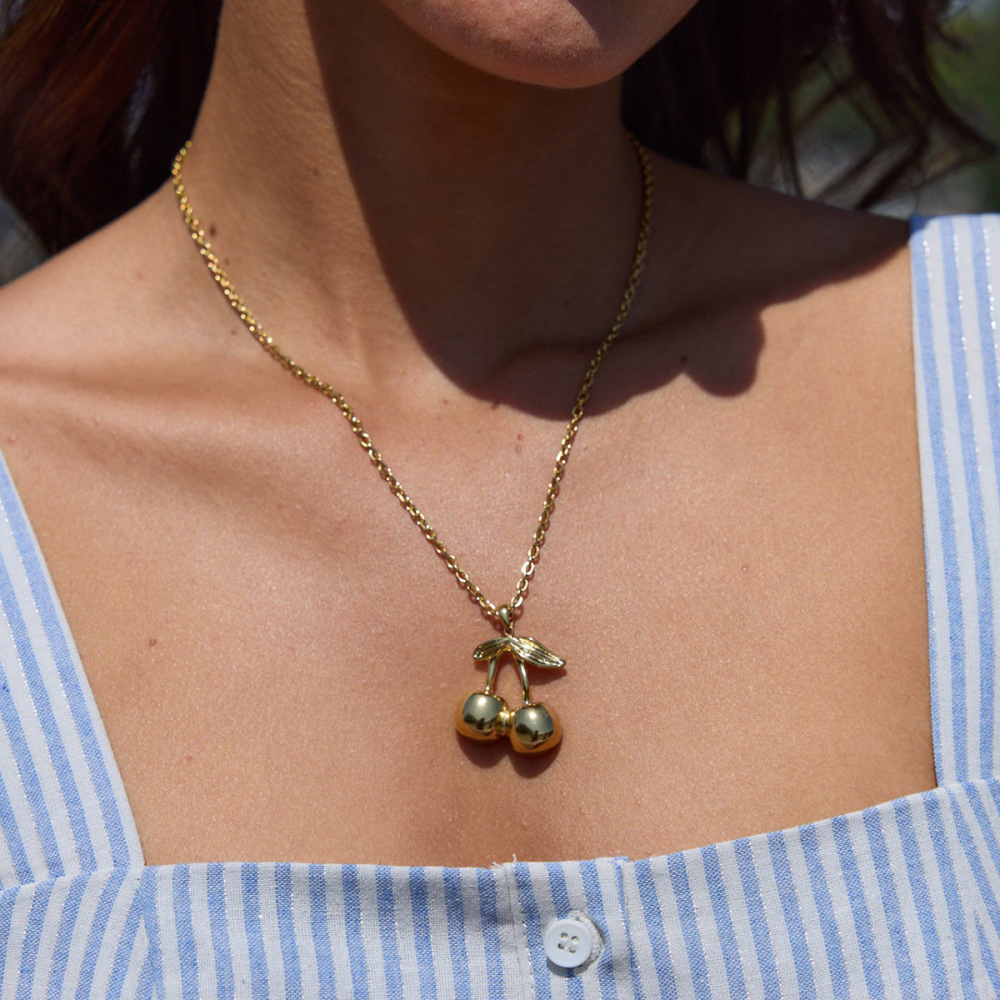 Collier Pendentif Femme En Acier Inoxydable Doré, Motif Cerise Douce (1 Pièce) Image3
