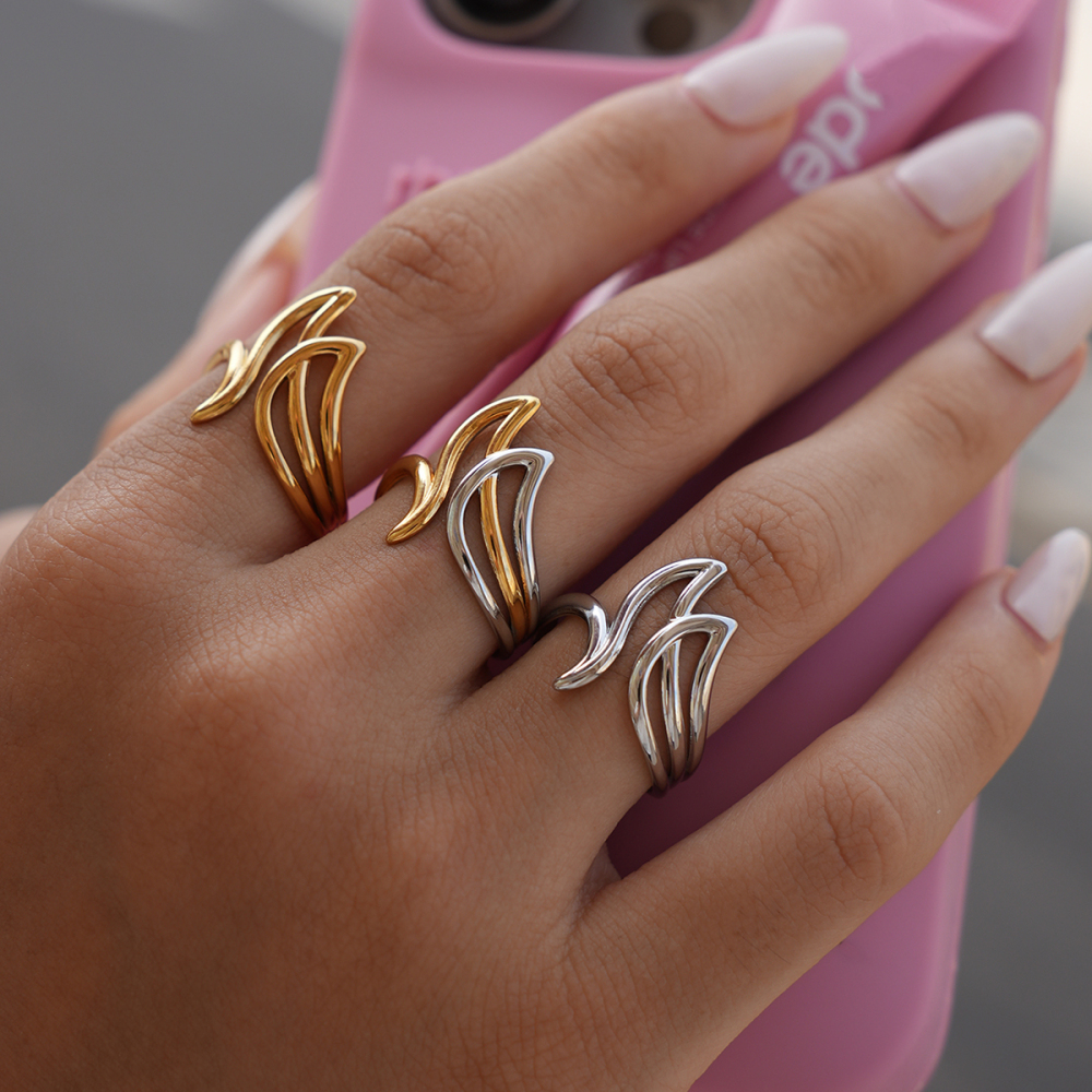 Bague Femme Tendance, En Acier Inoxydable Doré, Forme Irrégulière, Étanche, À Porter Au Quotidien. Image8