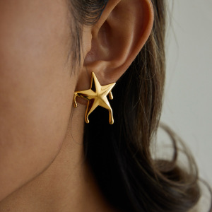Boucles D'Oreilles Puces Pour Femme, En Acier Inoxydable Doré, Imperméables, Avec Motif Étoile (1 Paire). h5 Image3