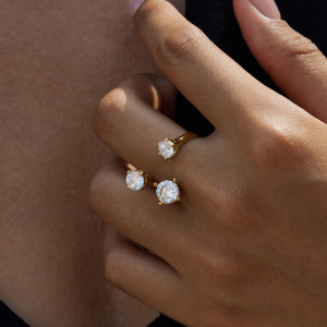 Bague Pour Femme En Acier Inoxydable Doré, Étanche, De Forme Irrégulière Et Ornée D'Un Zircon, Ornée D'Une Pierre Précieuse. h5 Image5
