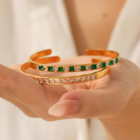 Bracelet manchette de luxe en acier inoxydable, étanche, couleur or, orné de zircon (1 pièce).