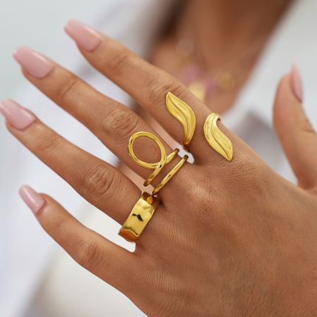 Bague femme en acier inoxydable doré, forme irrégulière, en forme de feuille, étanche.