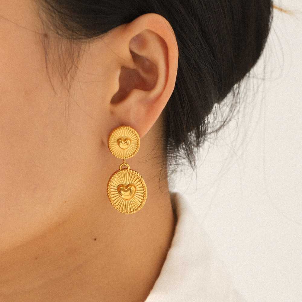 Boucles D'Oreilles Pendantes En Acier Inoxydable Doré, Étanches, En Forme De Cœur (1 Paire) Image4
