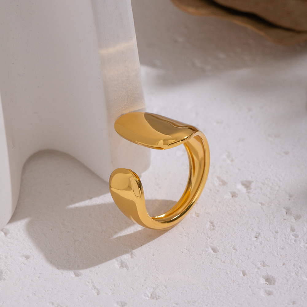 Bague Minimaliste En Acier Inoxydable Doré, De Forme Irrégulière Et Étanche (1 Pièce). Image2