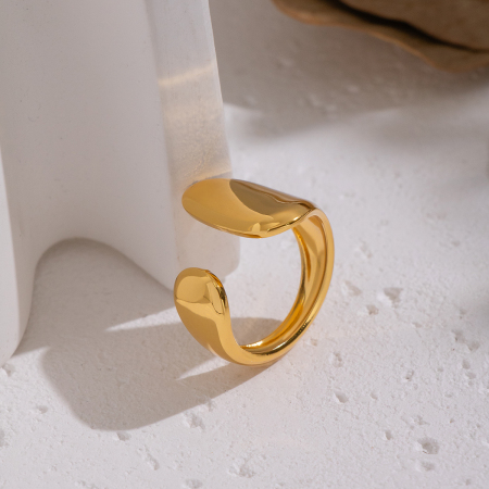 Bague minimaliste en acier inoxydable doré, de forme irrégulière et étanche (1 pièce). 2