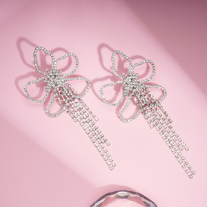 1 Paire De Boucles D'Oreilles Festives À Pompons Et Fleurs En Cuivre h5 Image3