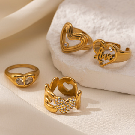 Bague en forme de cœur, en acier inoxydable étanche, couleur or (1 pièce). 2