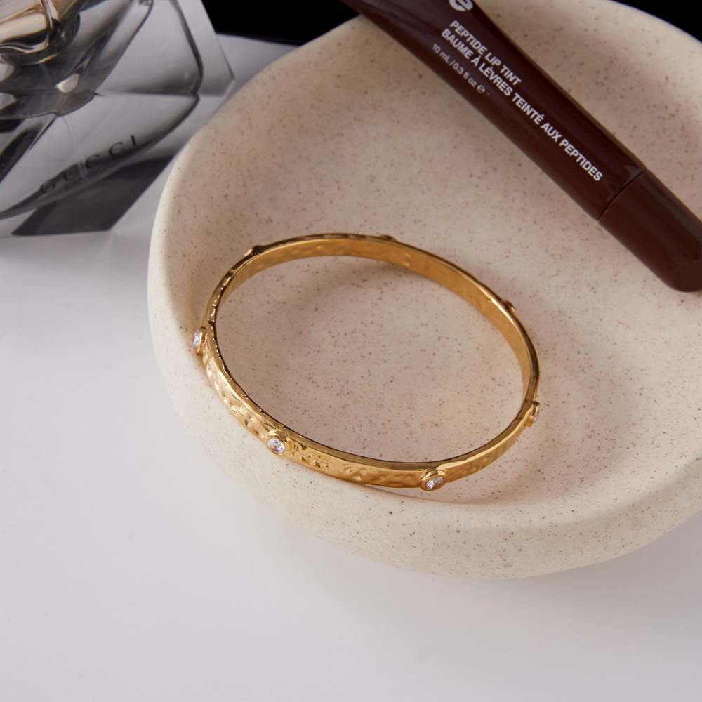 Bracelet Jonc Pour Femme En Acier Inoxydable Doré, Imperméable, Orné De Zircon Et Motif Martelé (1 Pièce) h5Image7