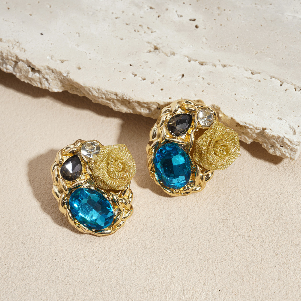 1 Paire De Boucles D'Oreilles À Tige En Alliage À Motif Floral Rétro h5Image4